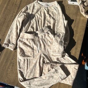 Cozy Cream leopard Loungewear Set